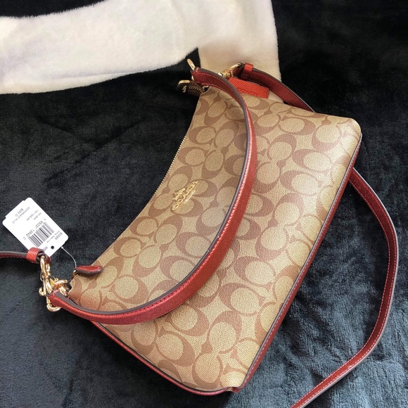 Coach shoulder bag in Signature Canvas NWT - Picture 8 of 10